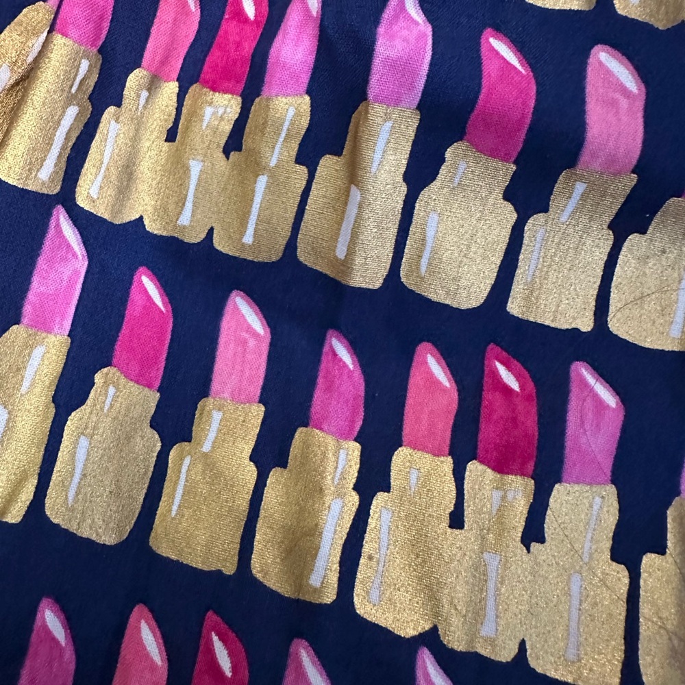 Vintage-Inspired Fit & Flare lipstick Dress in Navy, gold & Pink - Picture 2 of 3